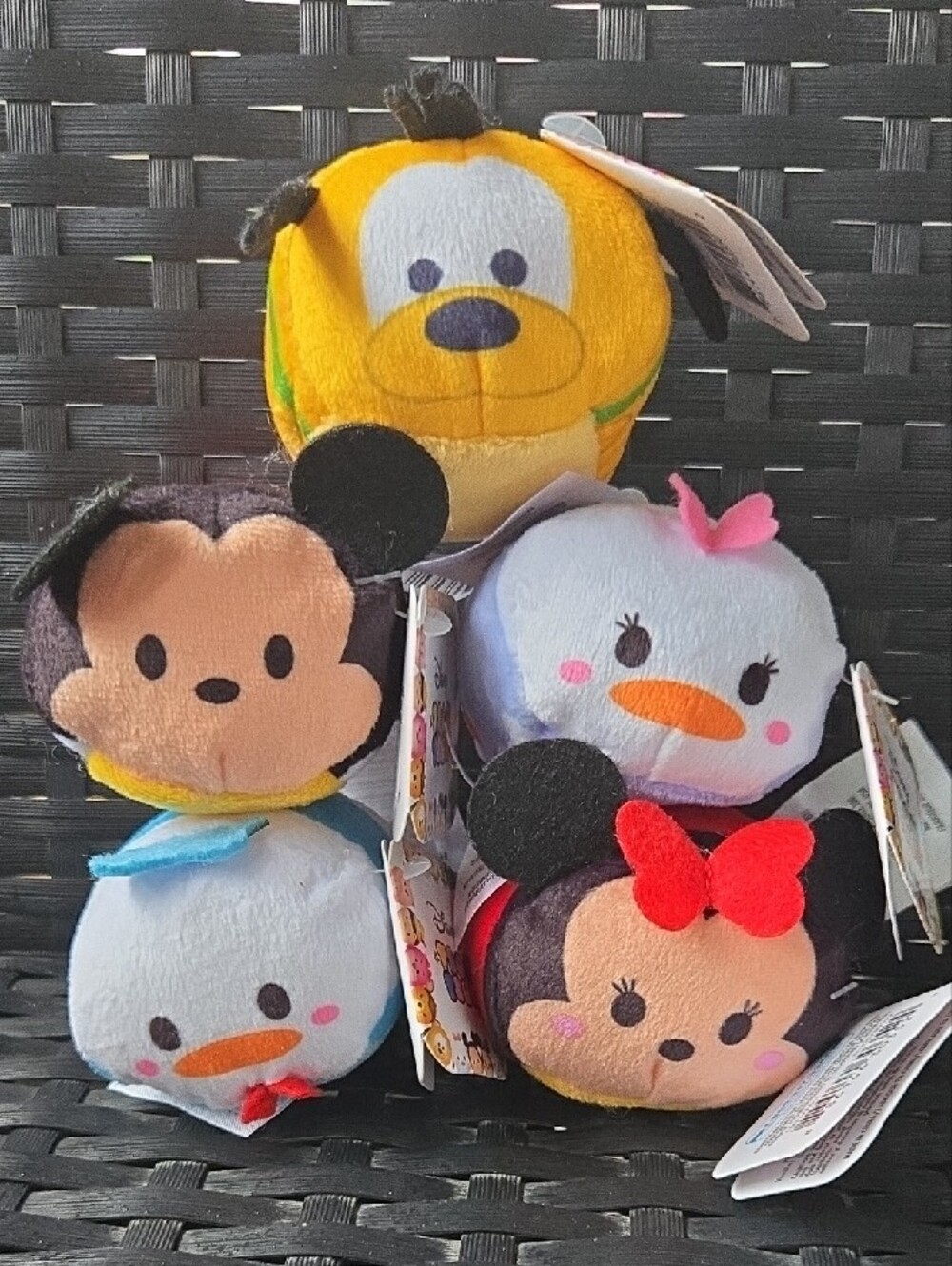 ✨ Disney Tsum Tsum 5-Piece Plushie Bundle Mickey, Minnie, Donald, Daisy & Pluto!